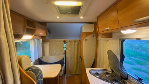 DIANA – RIMOR 6 SEATS COMPACT ONLY 20 THOUSAND KILOMETERS PRACTICALLY NEW