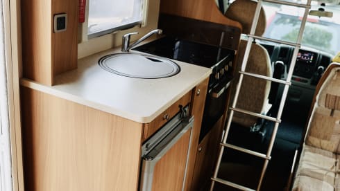 Nessie – A Beautiful Swift Escape 6 Berth…