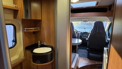 Lili & Otto – Campervan 2p