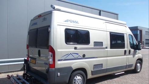 3p Pössl 2 Win luxury bus camper e bike carrier