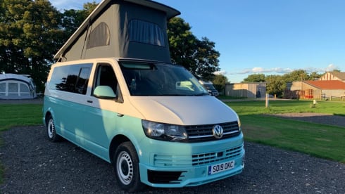 Annie – 2019 Volkswagen T6 FULLY EQUIPPED Campervan!