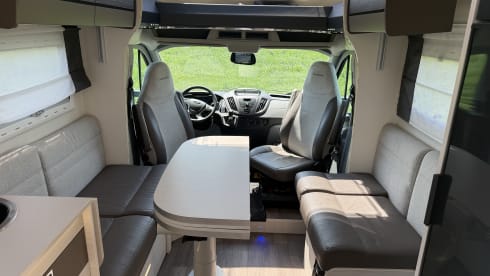 6p Chausson semi-intégré à partir de 2020