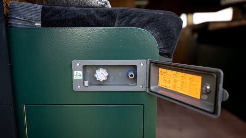COSY off-grid bus