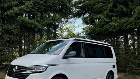 4p Volkswagen campervan uit 2021