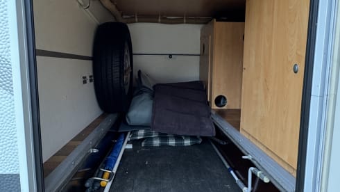 4p Ford semi-integrated from 2008