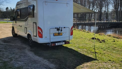 CAMPER HOLIDAY ***LUXURY CAMPER ***