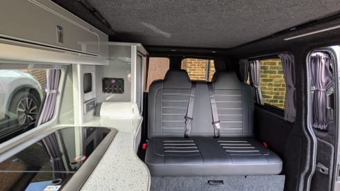 Annie – 4 berth VW family campervan (2021)