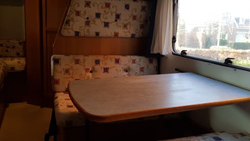 Elnagh Marlin – Very nice cozy butgetcamper dal 2001 Denekamp