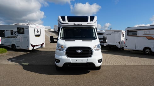 3. Ford Benimar Cocoon 463 for 4 persons (model 2022)