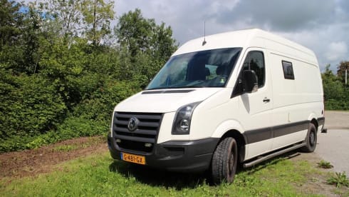 EigenWijze – Unique bus camper, with nice interior