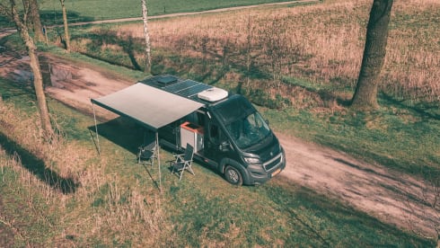 Peugeot Boxer 2016 Euro 6 fully equipped off-grid camper