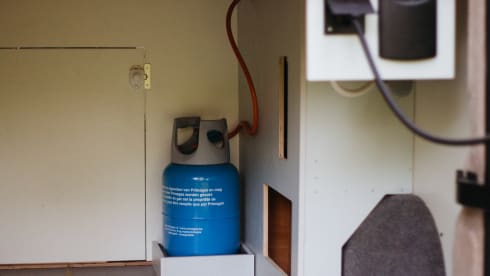 The Green House – Ein eigenständiger Luxus-Renault Master mit zwei Schlafplätzen!