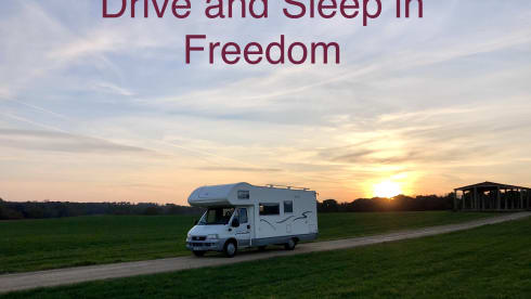 Ideal, beautiful, neat comfortable family Camper.