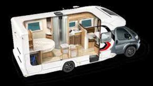 Challenger! – Spacious, modern and luxurious camper with 4 fixed sleeping places - XL garage