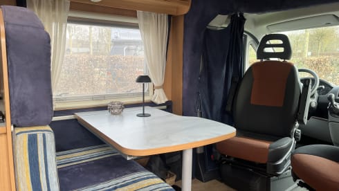 Schöner, geräumiger Camper für 2 Personen