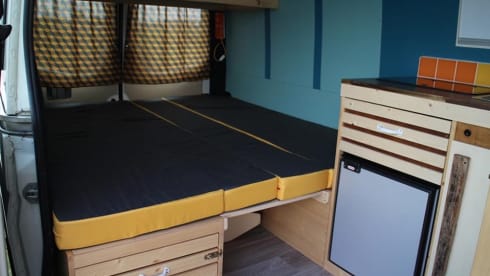 EigenWijze – Unique bus camper, with nice interior