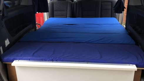 Alphard White – 2 posti letto Regno Unito ed uso europeo