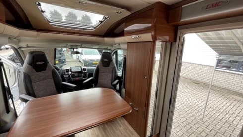 This fantastic LMC with all luxury