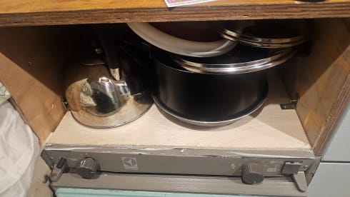 BEVan – 3 berth family and pet friendly campervan 