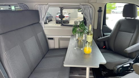 Nugget – 4p Ford bus from 2020