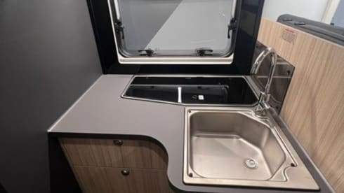 Sun Living S75SL – Space and Comfort for the Whole Family!