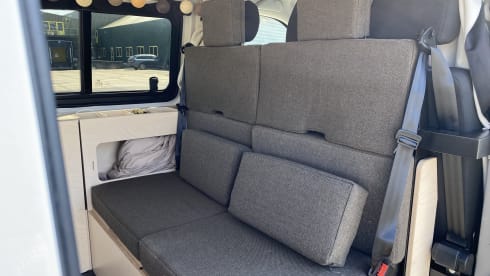 Ventje_Pezarro – Camper Ventje- Luxury VW T6 automatic for 4 people