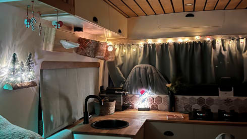 Wildkamperen, off-grid leven, eindeloze vrijheid 🌲🌞 ga waar je wilt, wanneer je wilt, zonder afhankelijk te zijn van campings of stroompunten! – Camper Fiat autosufficiente – 3 posti, pronto per l’avventura