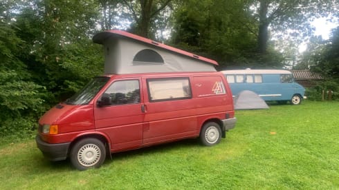 4p Volkswagen campervan uit 1994