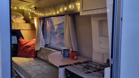 Eliza – Retro Romahome available for adventures