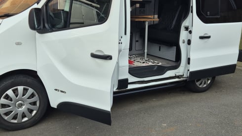 Campervan with Elevating Roof