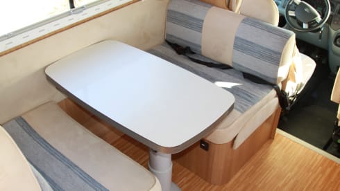 Super Brig 677 TC – Spacious Super Brig 677 TC with 6 berths and XXL garage!
