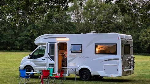 Brand New Roller Team Auto Roller 747, 6  Berth Luxury Motorhome