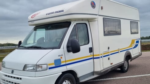 Fiat Ducato Eura Mobil Camper. – 4p Bürstner semi-integrated from 2003