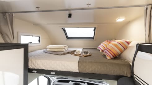 Skye – 5 berth Roller Team semi-integrated 2024/25