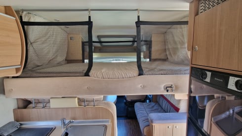 4p Bürstner semi-integrated from 2009