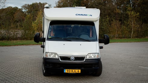 Nice Chausson Camper 🚐✨ (compact & complet)