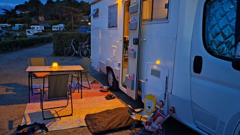 Mobilhome 06 – Fiat alcove 6p