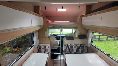 Sunlight A72 – Ideal spacious and neat alcove family camper.