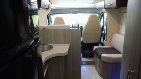 genesis – 4p Challenger integrated uit 2016