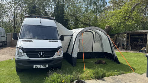 Mr Adventure  – 2 berth Mercedes-Benz Adventure Van