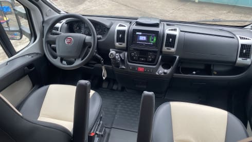 LMC Breezer – 4p LMC Teilintegrierter ab 2013