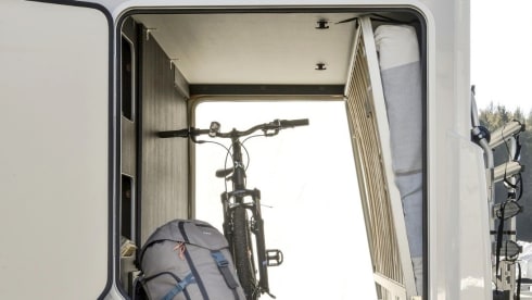 L2R – grand 2-6 berth, free wifi & unlimited miles