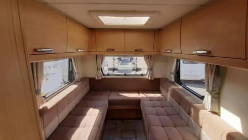 2 berth Peugeot integrated from 2013