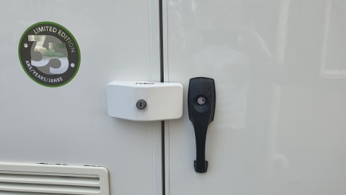 Ford Chausson EB 718