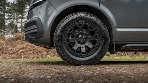 Hamish – VW California Surf | High Spec & Ultimate Comfort! 🚐✨