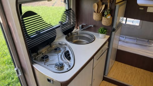 7p Hymer alcove from 2012