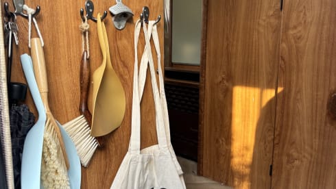 Bella Neske – Camping-car Hymer 4 places intégré de 1989