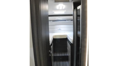 Fully equipped family camper from 2022