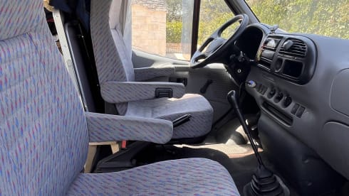 Sven – 2p Ford bus uit 1998