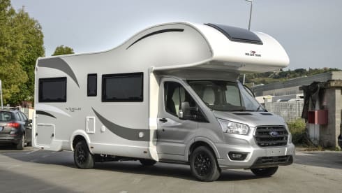 Best Social Space Motorhome, Auto Roller 746 2025